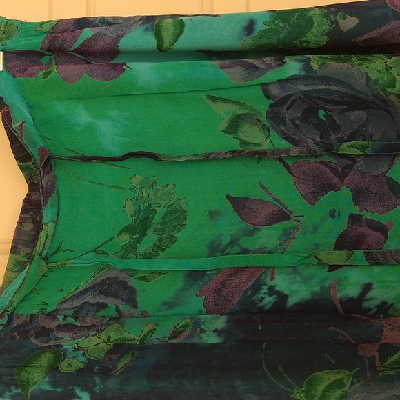 Pretty flowing skirt - Picture 2 of 4